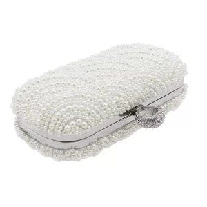 Pearl Clutch